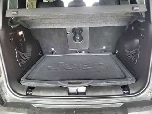 Used 2019 Jeep Renegade Limited w/ UConnect 8.4 Nav Group image 4