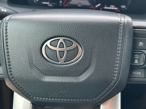 Certified 2026 Toyota Tacoma TRD Sport AWD/4WD image 37