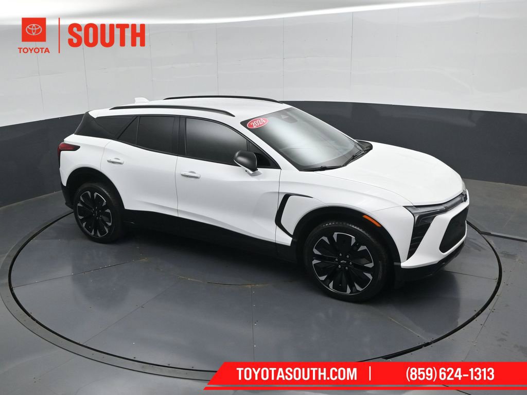 Used 2024 Chevrolet Blazer EV RS AWD/4WD image 56