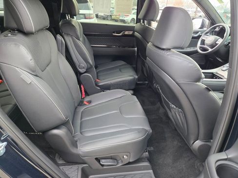 Used 2025 Hyundai Palisade Calligraphy image 11