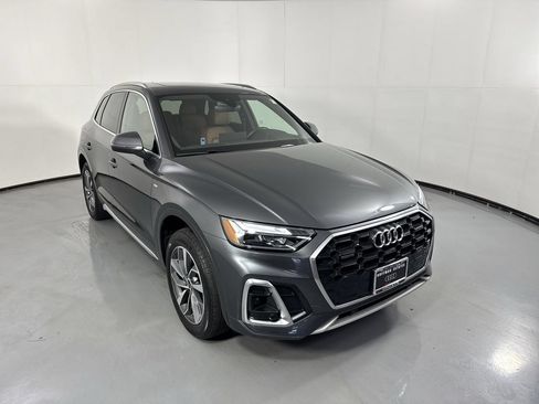 Used 2023 Audi Q5 2.0T Premium w/ Convenience Package AWD/4WD image 33