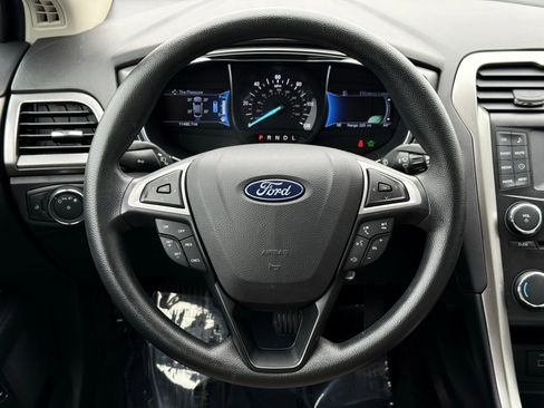 Used 2018 Ford Fusion S FWD image 36