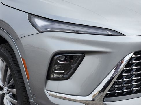 New 2026 Buick Enclave Avenir w/ Super Cruise Package image 10