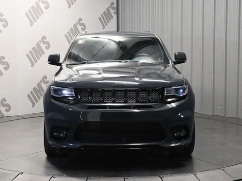 Used 2018 Jeep Grand Cherokee SRT w/ Trailer Tow Group IV AWD/4WD image 2