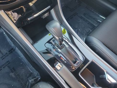 Certified 2017 Honda Accord Sport image 29