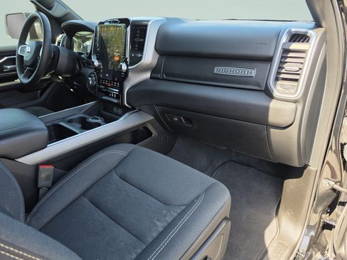 Used 2025 RAM 1500 Big Horn AWD/4WD image 14