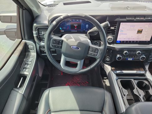 Used 2024 Ford F250 Lariat w/ Lariat Ultimate Package AWD/4WD image 15