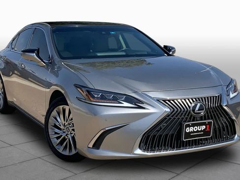 Used 2020 Lexus ES 350 Ultra Luxury w/ Accessory Package 2 FWD image 3