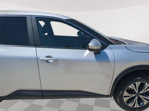 Used 2023 Nissan Rogue SV AWD/4WD image 32