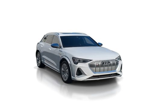Used 2023 Audi e-tron S Premium Plus image 2