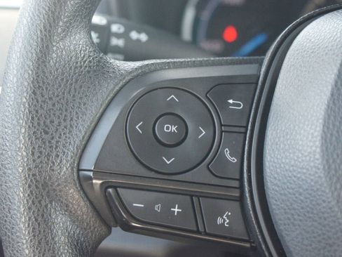 Used 2024 Toyota RAV4 XLE image 8