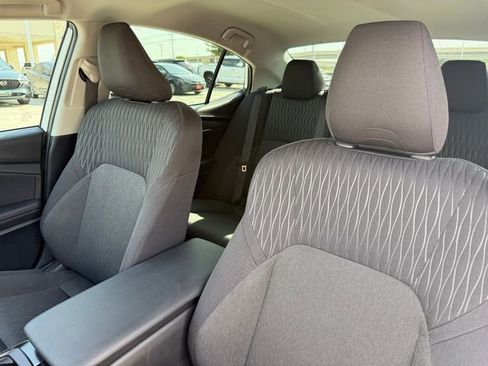 Used 2025 Toyota Camry LE image 15