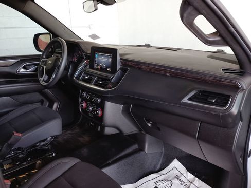 Used 2022 Chevrolet Tahoe 4WD image 11