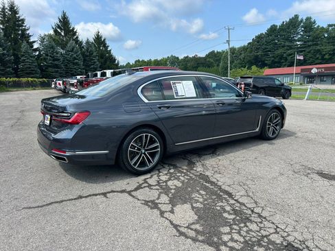 Used 2020 BMW 750i xDrive AWD/4WD image 7