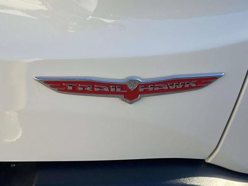 Used 2023 Jeep Renegade Trailhawk AWD/4WD image 14