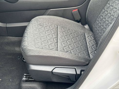 New 2026 Nissan Kicks SV AWD/4WD image 21