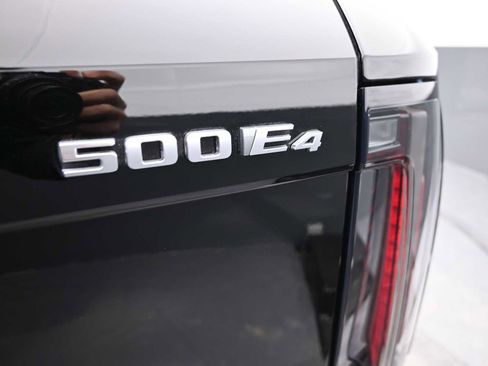 New 2025 Cadillac Optiq Sport 2 w/ LPO, ONYX Package image 26