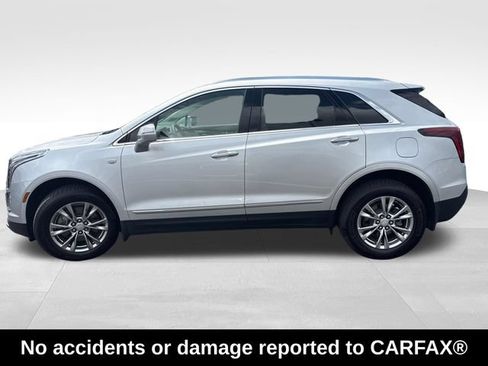 Used 2020 Cadillac XT5 Premium Luxury FWD image 2