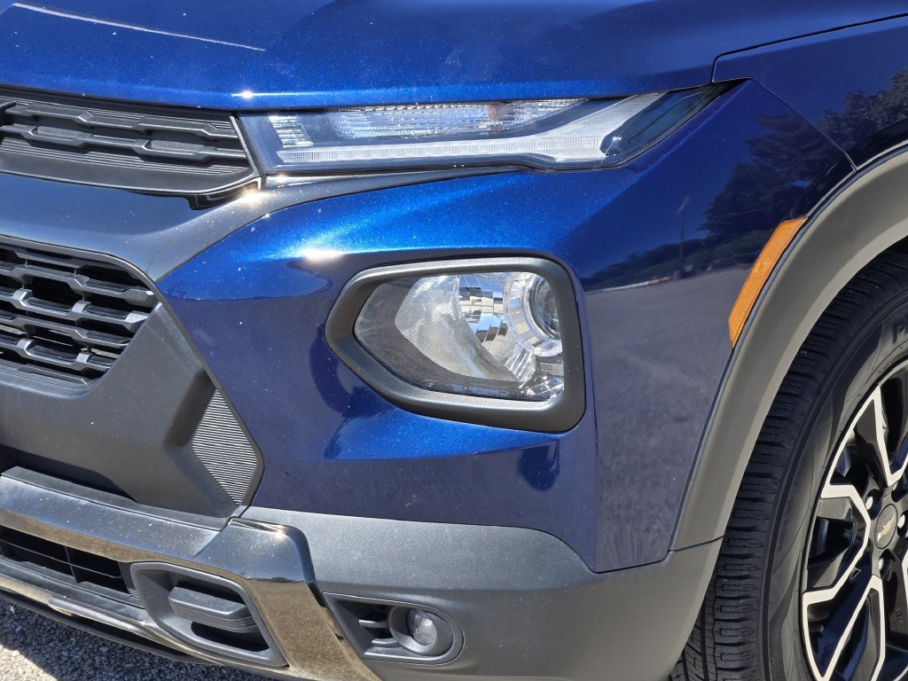 Used 2022 Chevrolet TrailBlazer ACTIV w/ Sun and Liftgate Package FWD image 9