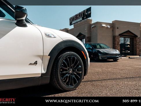 Used 2021 MINI Cooper Clubman S image 17