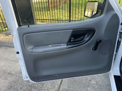 Used 2009 Ford Ranger XL image 13