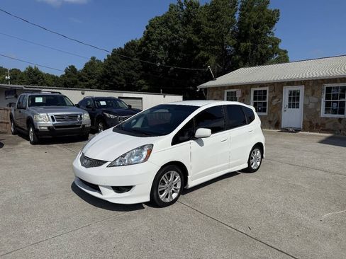 Used 2010 Honda Fit Sport image 3