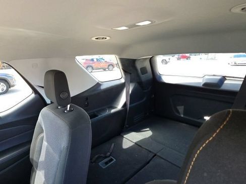 Used 2018 Chevrolet Traverse LT w/ LPO, 'HIT The Road' Package AWD/4WD image 11