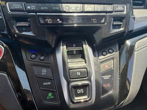 Used 2023 Honda Odyssey Elite image 23