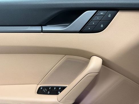 Certified 2024 Porsche 911 Carrera RWD image 38