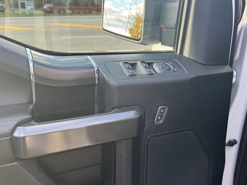 Used 2018 Ford F150 XLT w/ Equipment Group 302A Luxury image 34