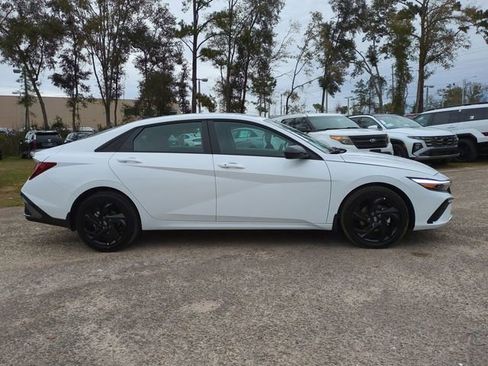 New 2026 Hyundai Elantra Sport FWD image 4