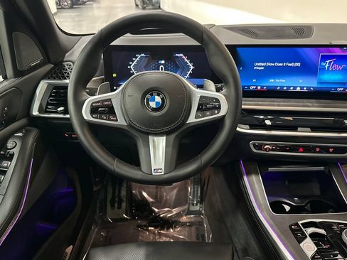 Used 2024 BMW X5 xDrive40i w/ M Sport Package AWD/4WD image 16