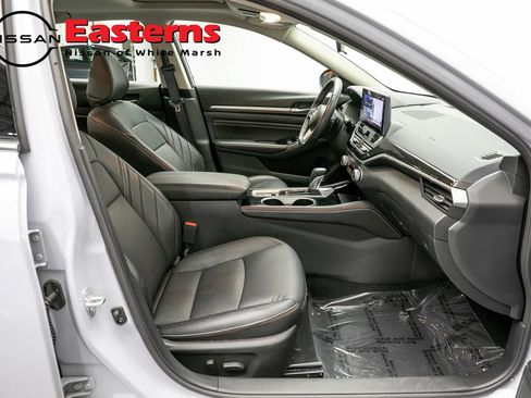 Used 2023 Nissan Altima 2.5 SR AWD/4WD image 22