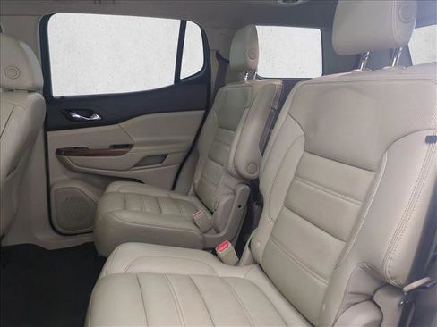 Used 2019 GMC Acadia Denali w/ Technology Package AWD/4WD image 22