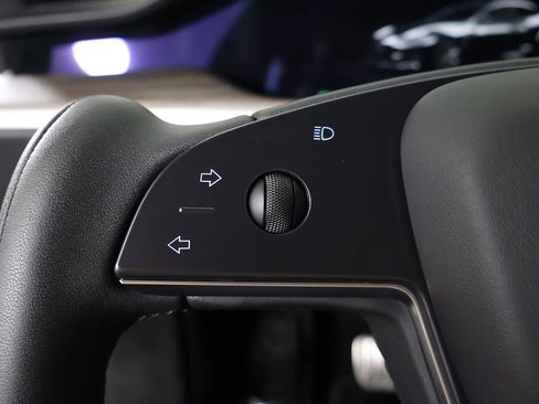 Used 2022 Tesla Model S image 50