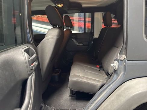 Used 2017 Jeep Wrangler Unlimited Sport w/ Quick Order Package 24S image 11