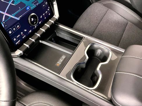 Used 2025 GMC Acadia Elevation w/ LPO, Floor Liner Package image 29