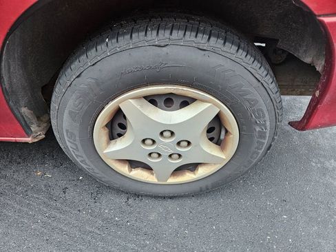 Used 2000 Chevrolet Cavalier Sedan image 19