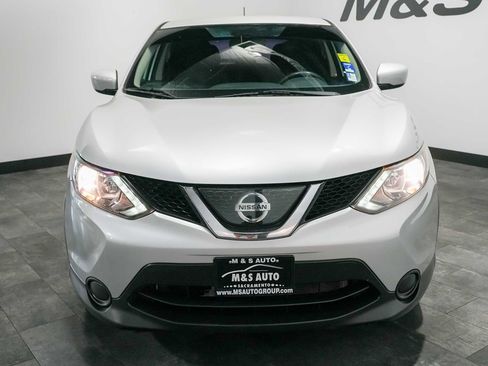 Used 2019 Nissan Rogue Sport S FWD image 6