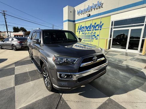 Used 2017 Toyota 4Runner Limited image 3