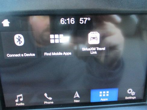 Used 2019 Ford F150 XLT w/ Equipment Group 302A Luxury AWD/4WD image 39