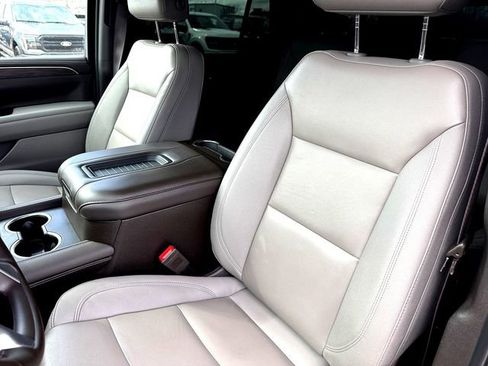 Used 2023 Chevrolet Tahoe LT w/ Luxury Package image 10