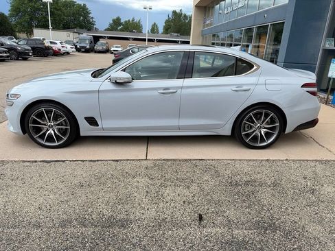 Used 2022 Genesis G70 2.0T w/ Prestige Package AWD/4WD image 5