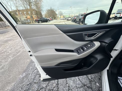 Used 2019 Subaru Forester Premium w/ All-Weather Package image 23