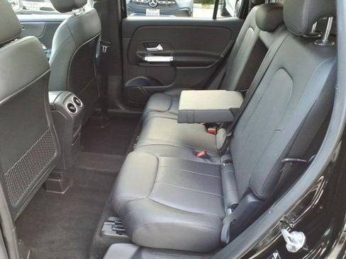 Used 2022 Mercedes-Benz GLB 250 image 15