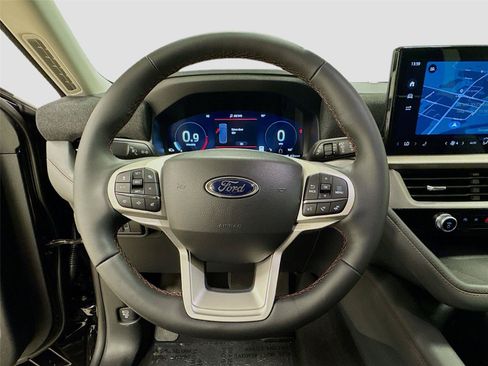 New 2026 Ford Explorer Active RWD image 11