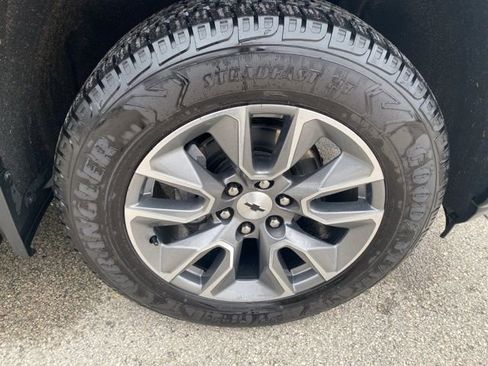 Used 2022 Chevrolet Silverado 1500 RST image 4