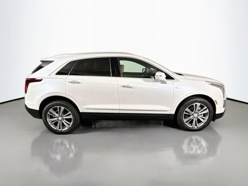 New 2026 Cadillac XT5 Premium Luxury w/ Driver Assist Package AWD/4WD image 8