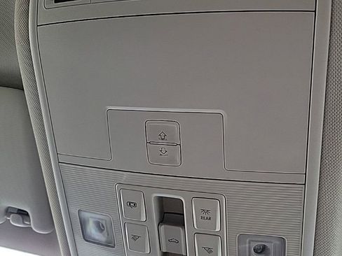 Used 2018 Volkswagen Golf Alltrack SE image 13