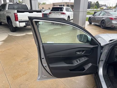 Used 2024 Honda Accord EX image 21
